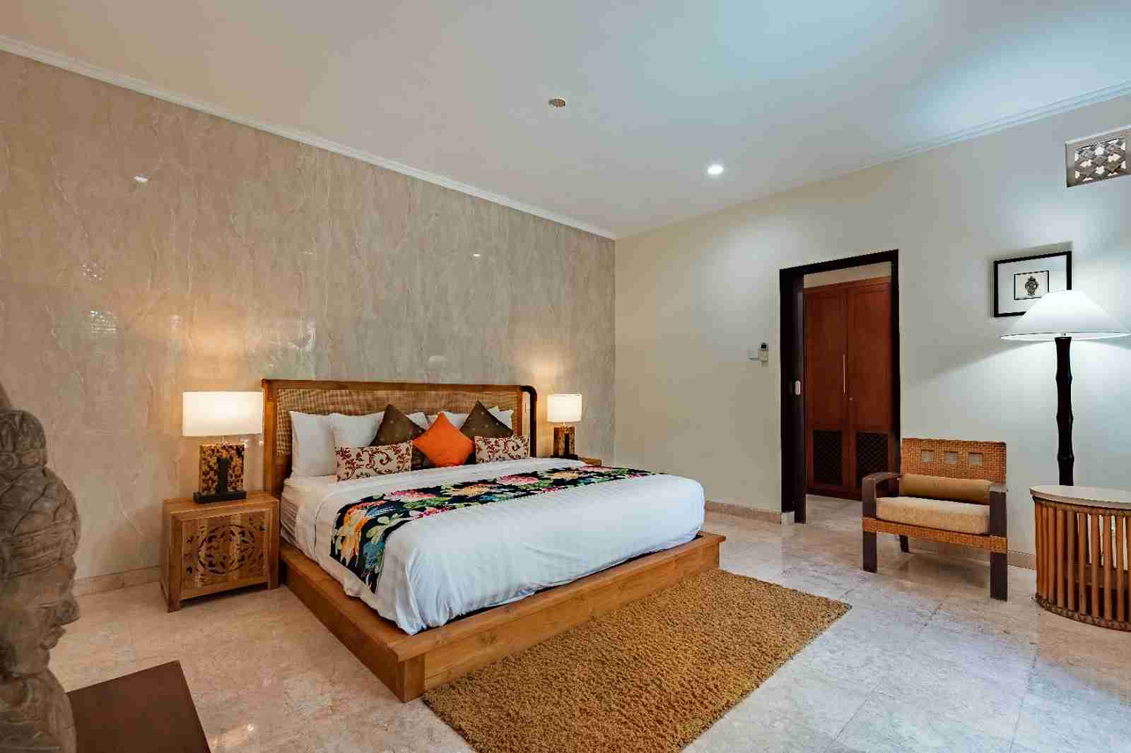 Ungasan,Bali,Indonesia,16 Bedrooms,25 Bathrooms,Villa,MLS ID 2733