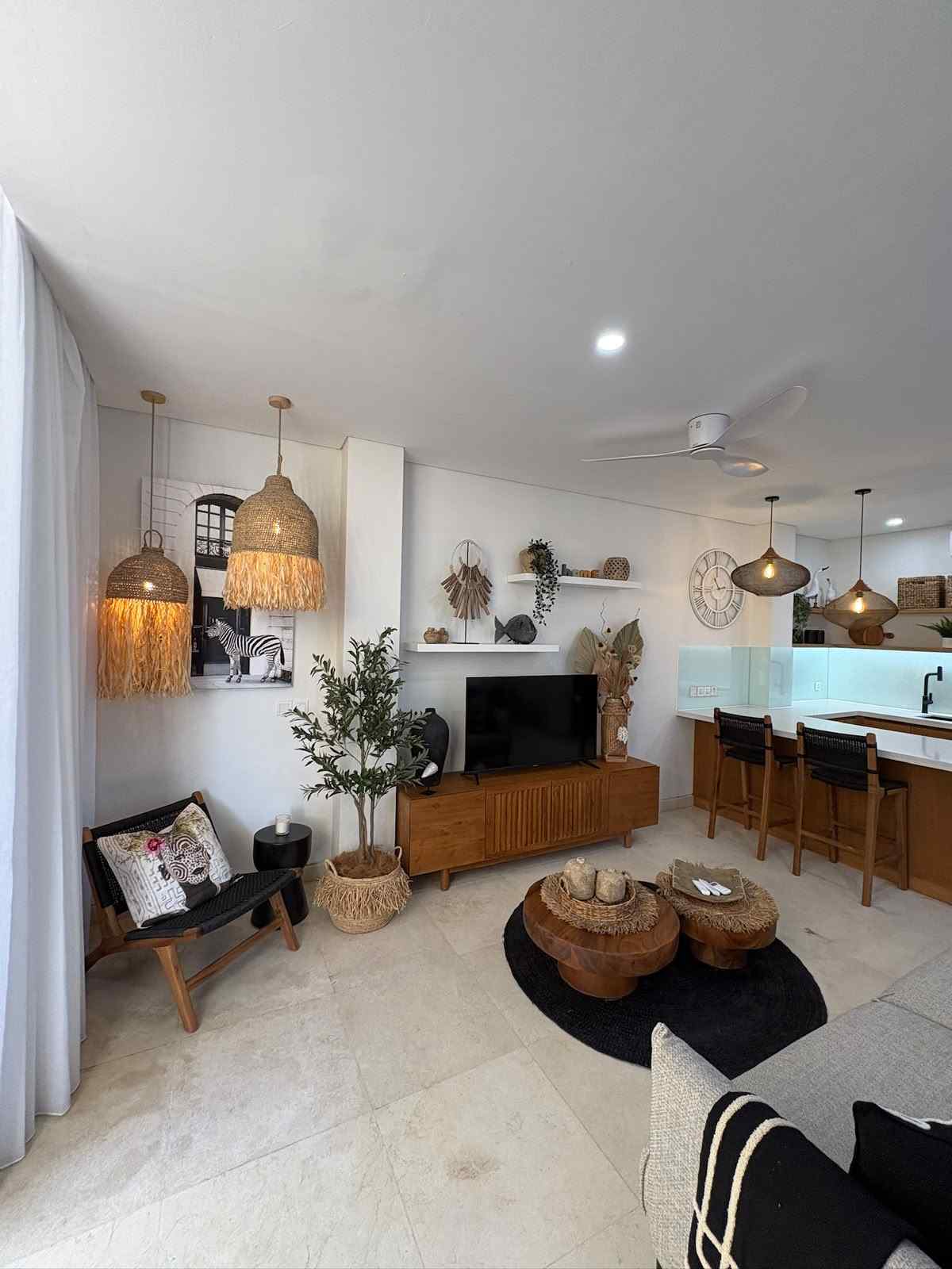 Legian,Bali,Indonesia,2 Bedrooms,2 Bathrooms,Apartment,MLS ID 2741
