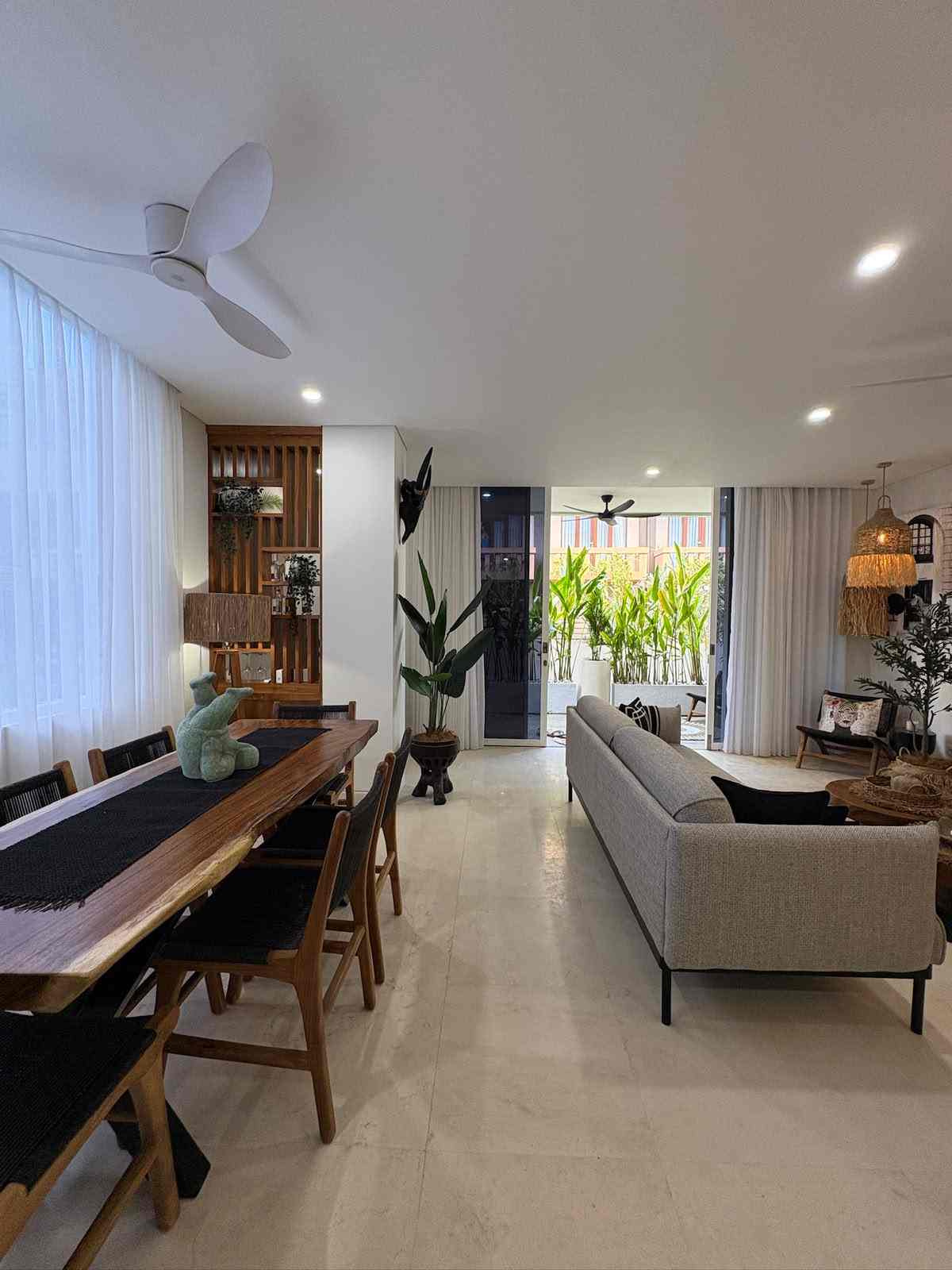 Legian,Bali,Indonesia,2 Bedrooms,2 Bathrooms,Apartment,MLS ID 2741