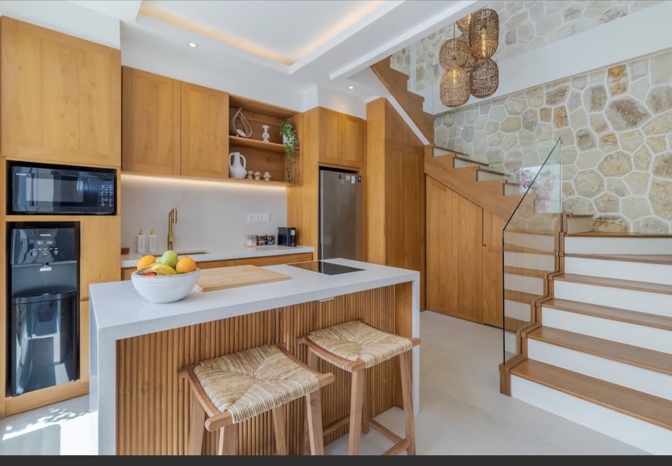 Legian,Bali,Indonesia,3 Bedrooms,3 Bathrooms,Villa,MLS ID 2743