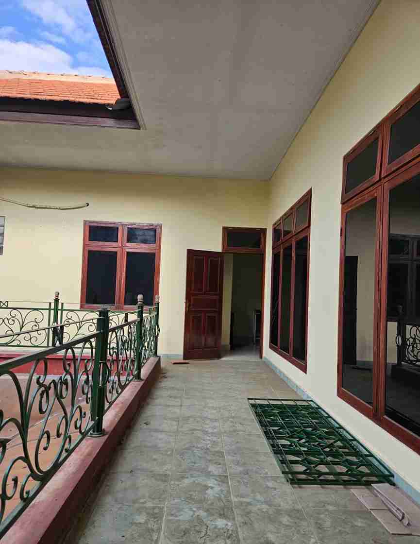 Denpasar,Bali,Indonesia,5 Bedrooms,4 Bathrooms,Residential,MLS ID 2747