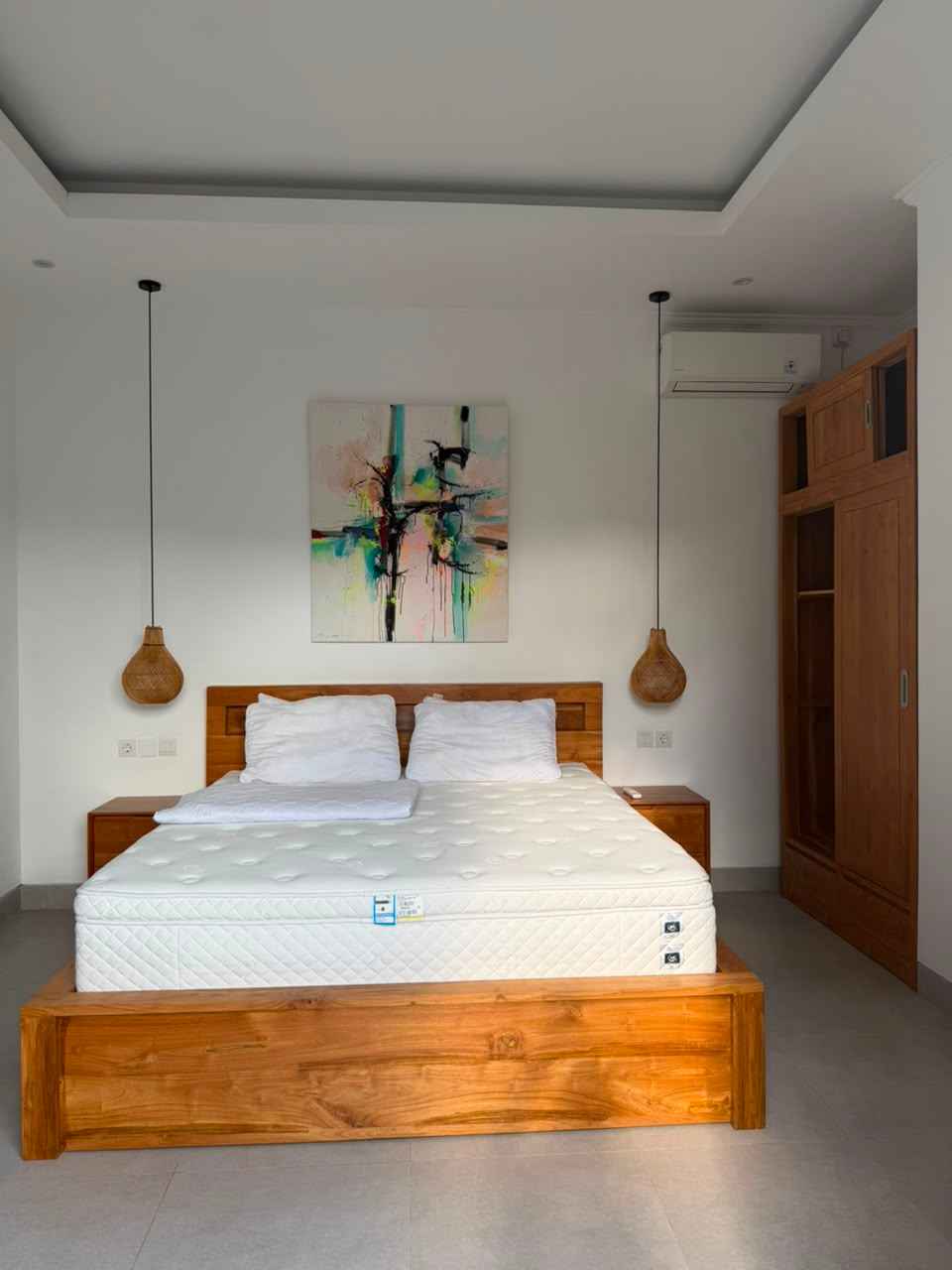 Kerobokan,Bali,Indonesia,2 Bedrooms,3 Bathrooms,Villa,MLS ID 2748