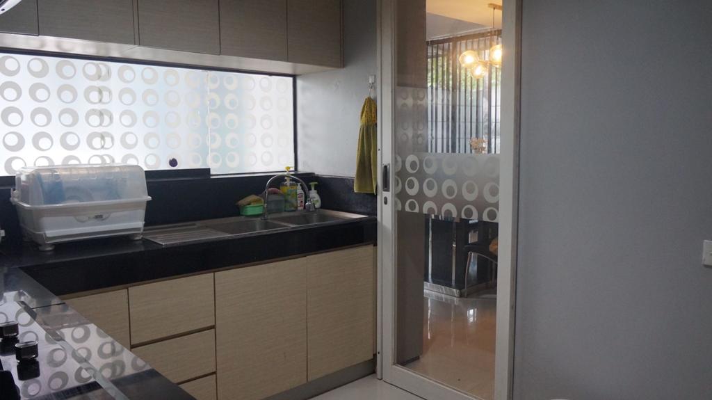 Kuta,Bali,Indonesia,4 Bedrooms,4 Bathrooms,Residential,MLS ID 2750