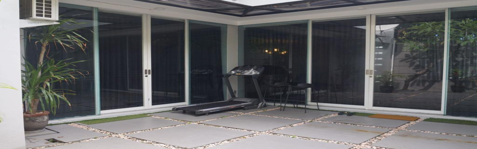 Kuta,Bali,Indonesia,4 Bedrooms,4 Bathrooms,Residential,MLS ID 2750