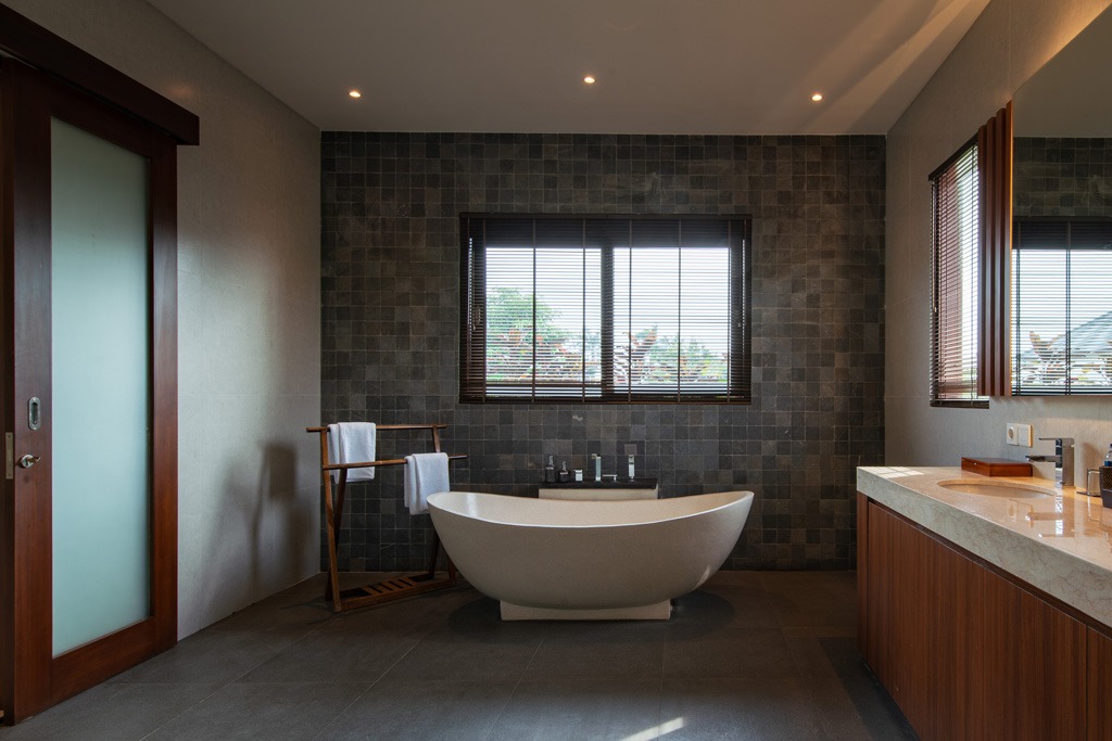Canggu,Bali,Indonesia,17 Bedrooms,Villa,MLS ID 2770